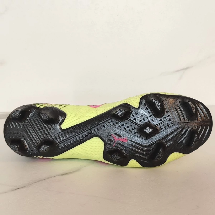 PUMA FUTURE ULTIMATE TRICKS FG stoplis focicipő 