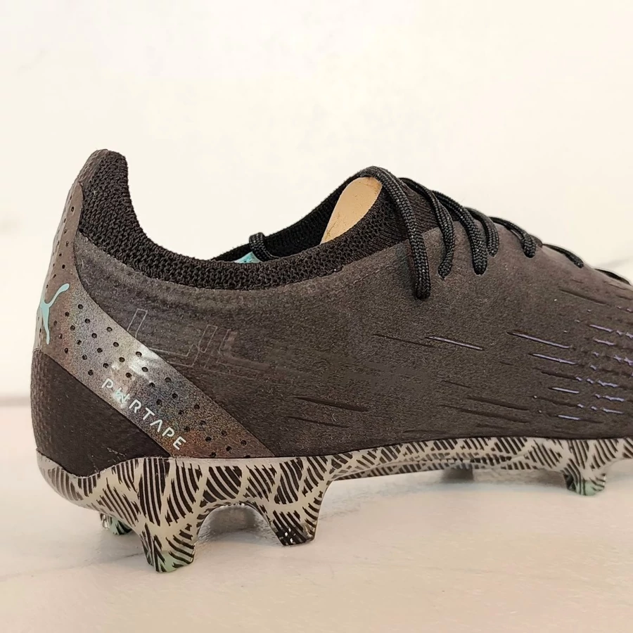 PUMA ULTRA ULTIMATE FG stoplis focicipő 