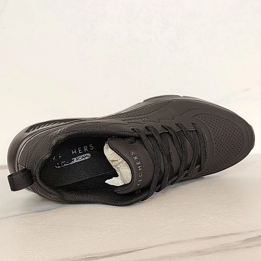 Skechers Uno Lite-Lighter One utcai cipő (1x használt)