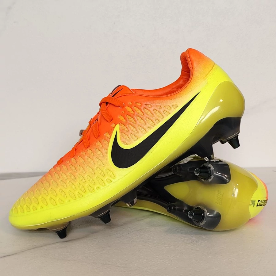 NIKE MAGISTA OPUS SG-PRO ACC éles focicipő (próbatermék)