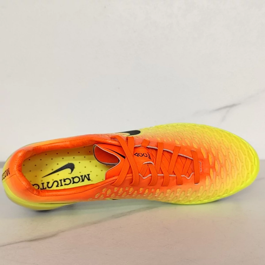 NIKE MAGISTA OPUS SG-PRO ACC éles focicipő (próbatermék)