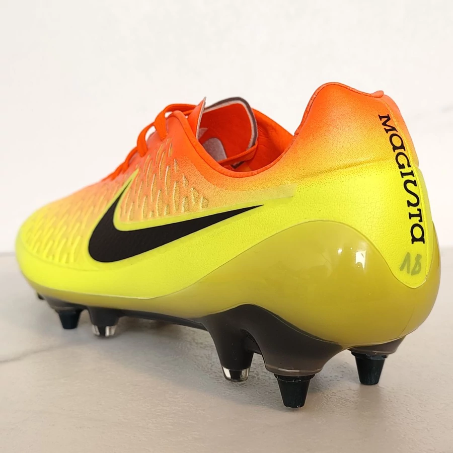 NIKE MAGISTA OPUS SG-PRO ACC éles focicipő (próbatermék)