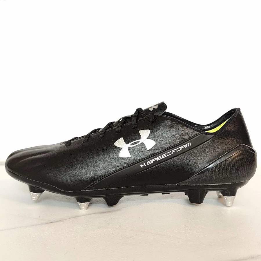 UNDER ARMOUR SPEEDFORM SG éles focicipő