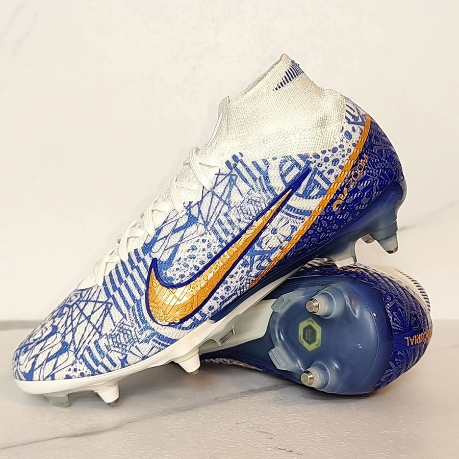 NIKE ZOOM MERCURIAL SUPERFLY ELITE DF SG-PRO AC CR7 éles focicipő