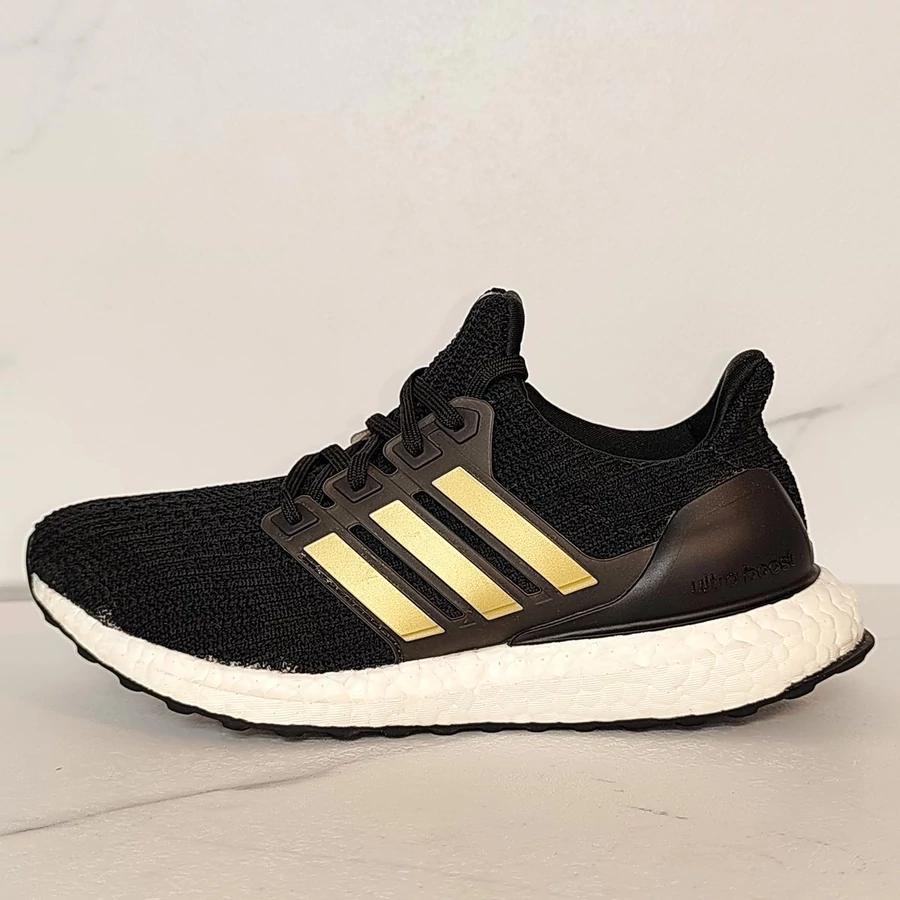 (Women) adidas Ultraboost 4.0 DNA 'Black Gold Metallic' női cipő