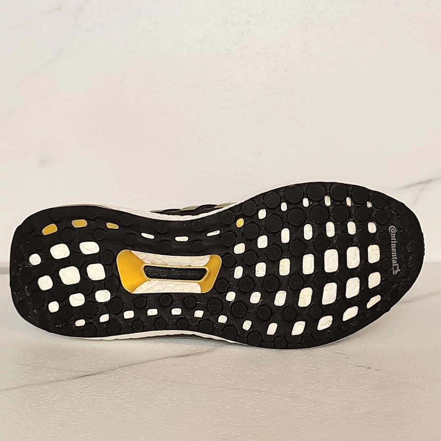 (Women) adidas Ultraboost 4.0 DNA 'Black Gold Metallic' női cipő