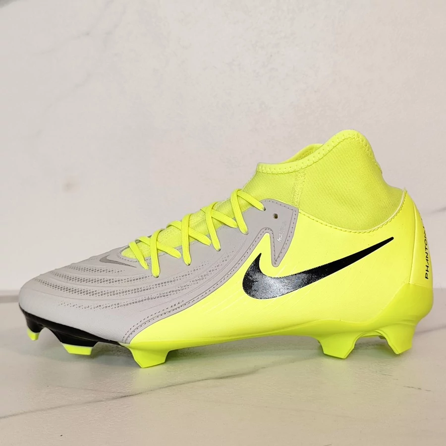 Nike Phantom Luna II Academy FG Futballcipő