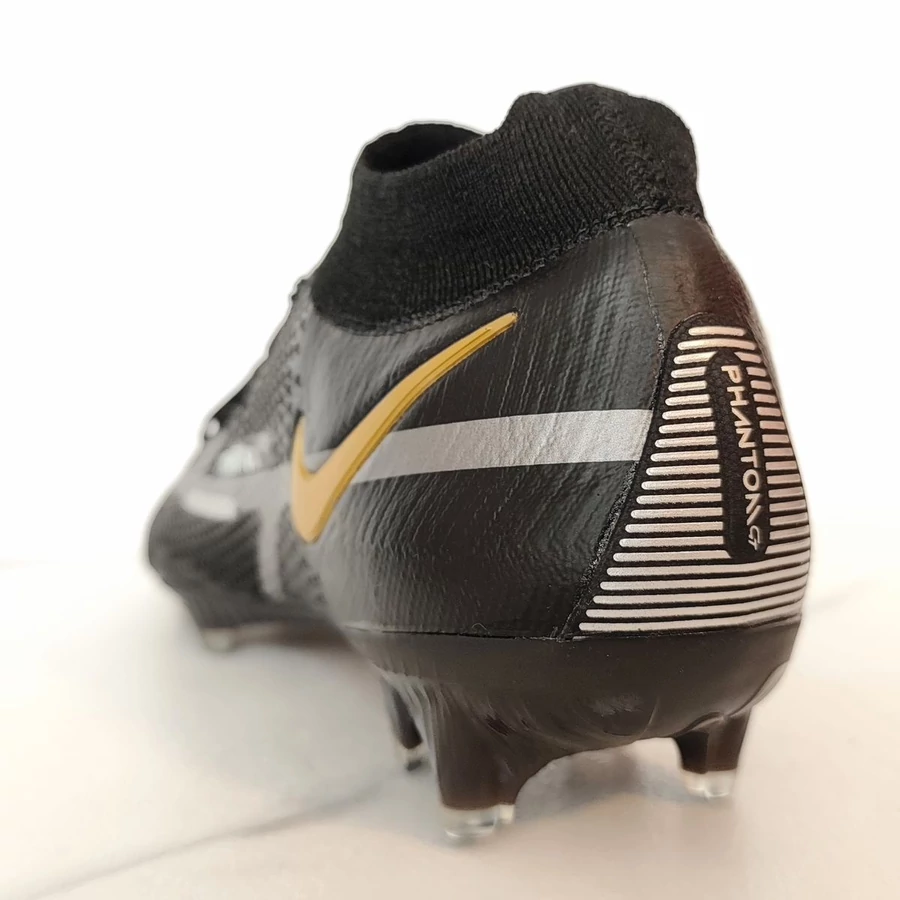 Nike Phantom GT2 Elite DF FG Futballcipő