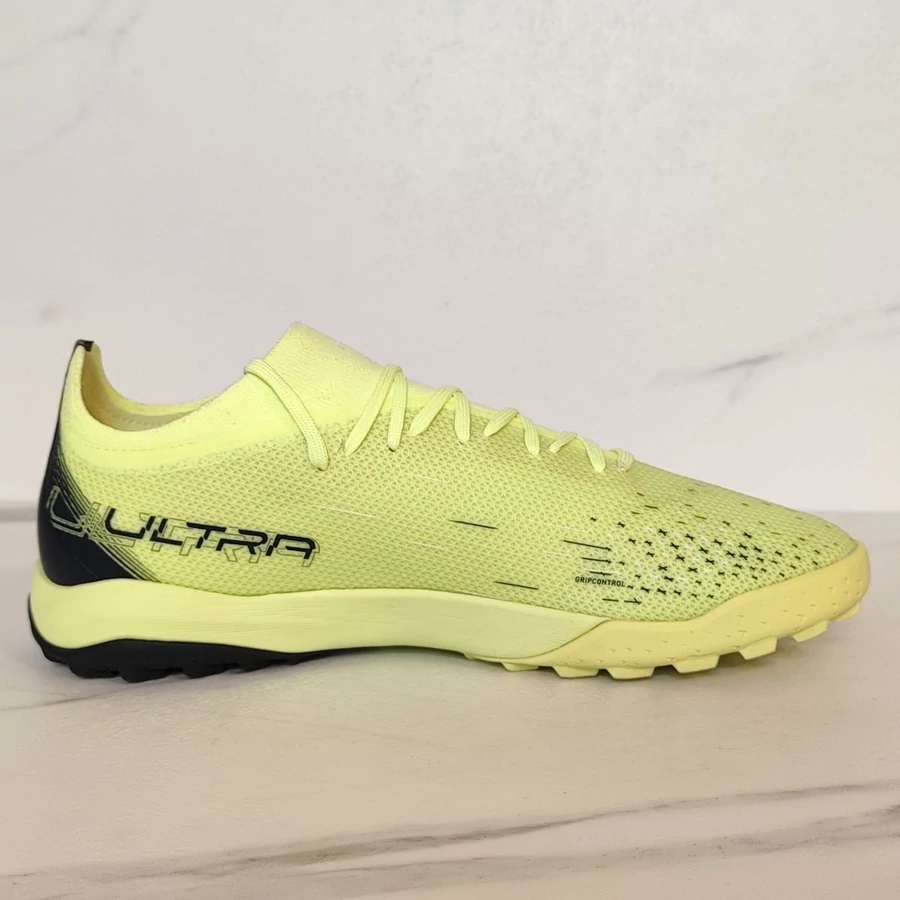 PUMA Ultra Match TT műfüves focicipő