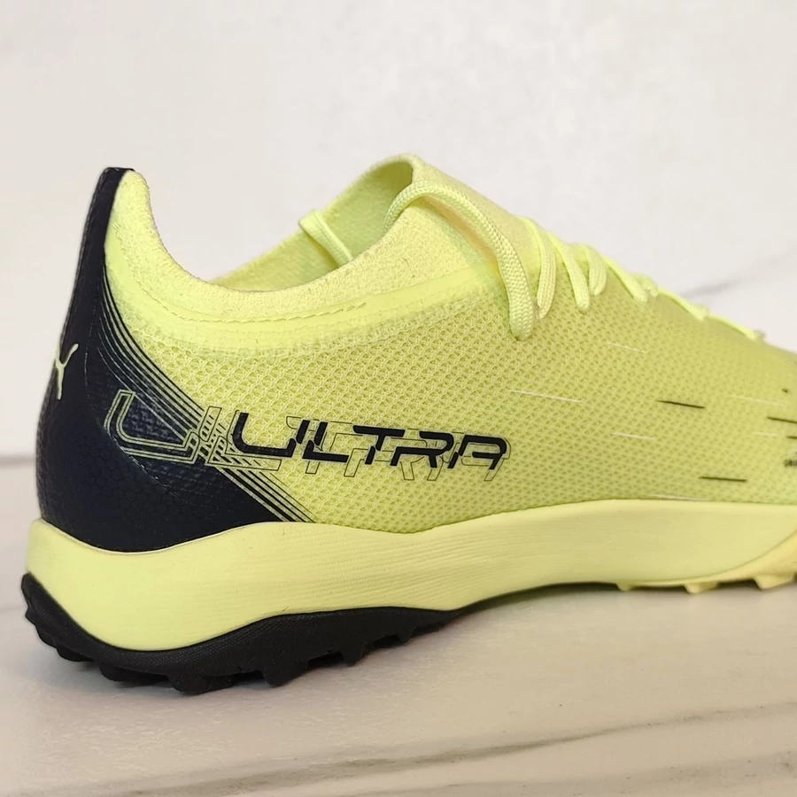 PUMA Ultra Match TT műfüves focicipő