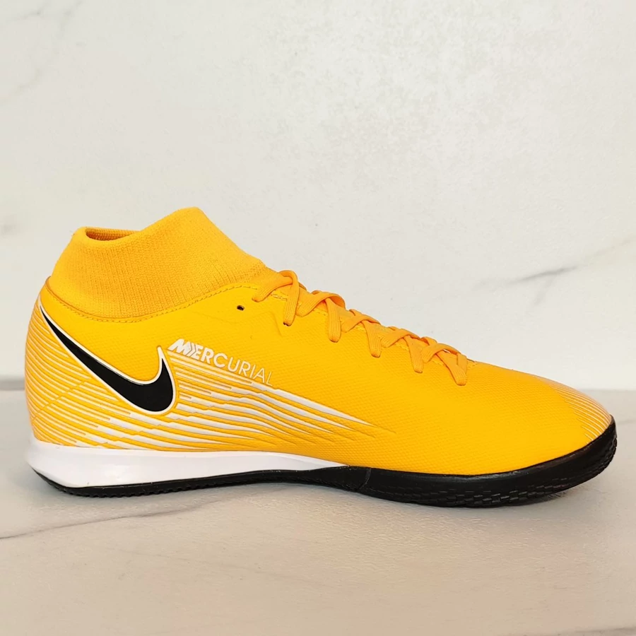 NIKE MERCURIAL SUPERFLY 7 ACADEMY IC teremcipő