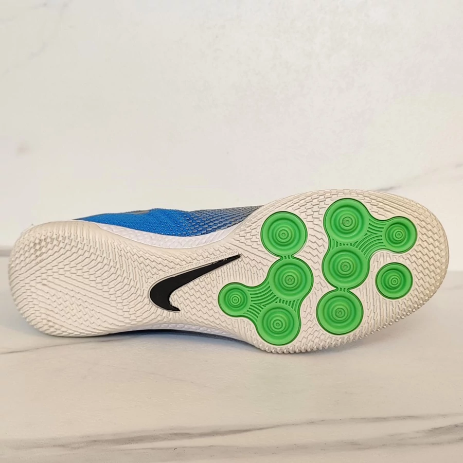 NIKE REACT PHANTOM GT PRO IC teremcipő
