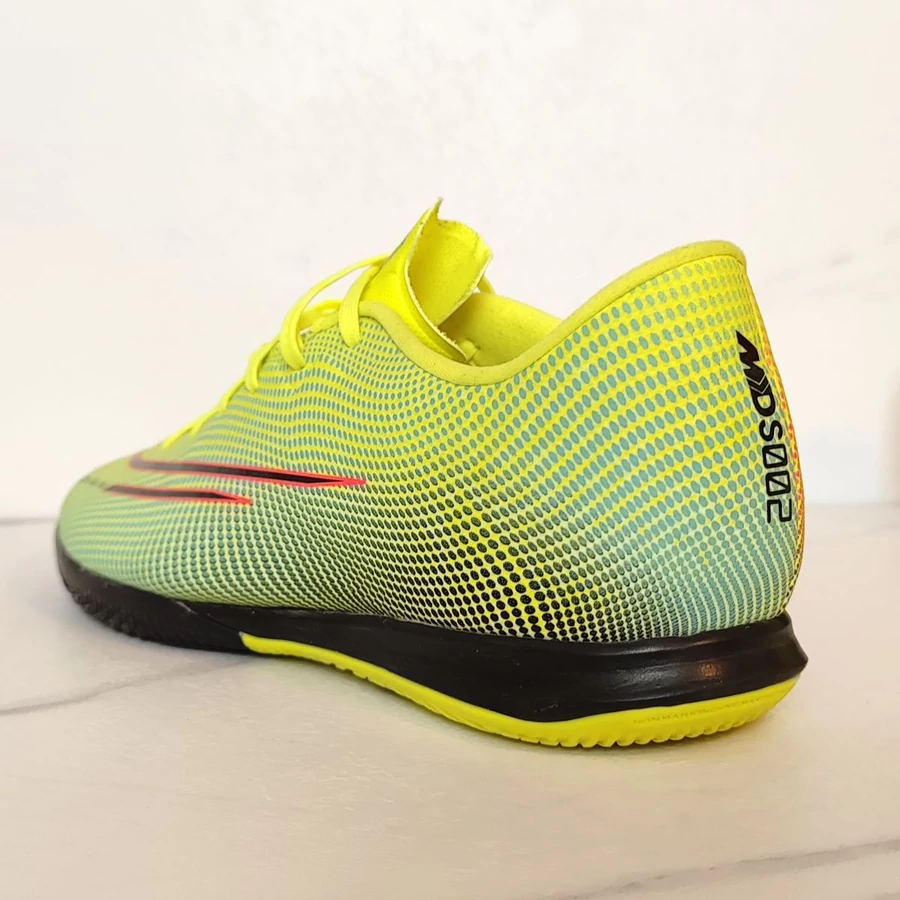 NIKE MERCURIAL VAPOR 13 ACADEMY MDS IC teremcipő